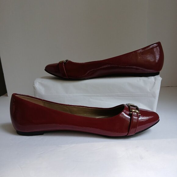 Burgundy Patent PointedToe Ballet Flats wth Burnished Gold Horsebit Buckle Sz11 - Picture 6 of 12